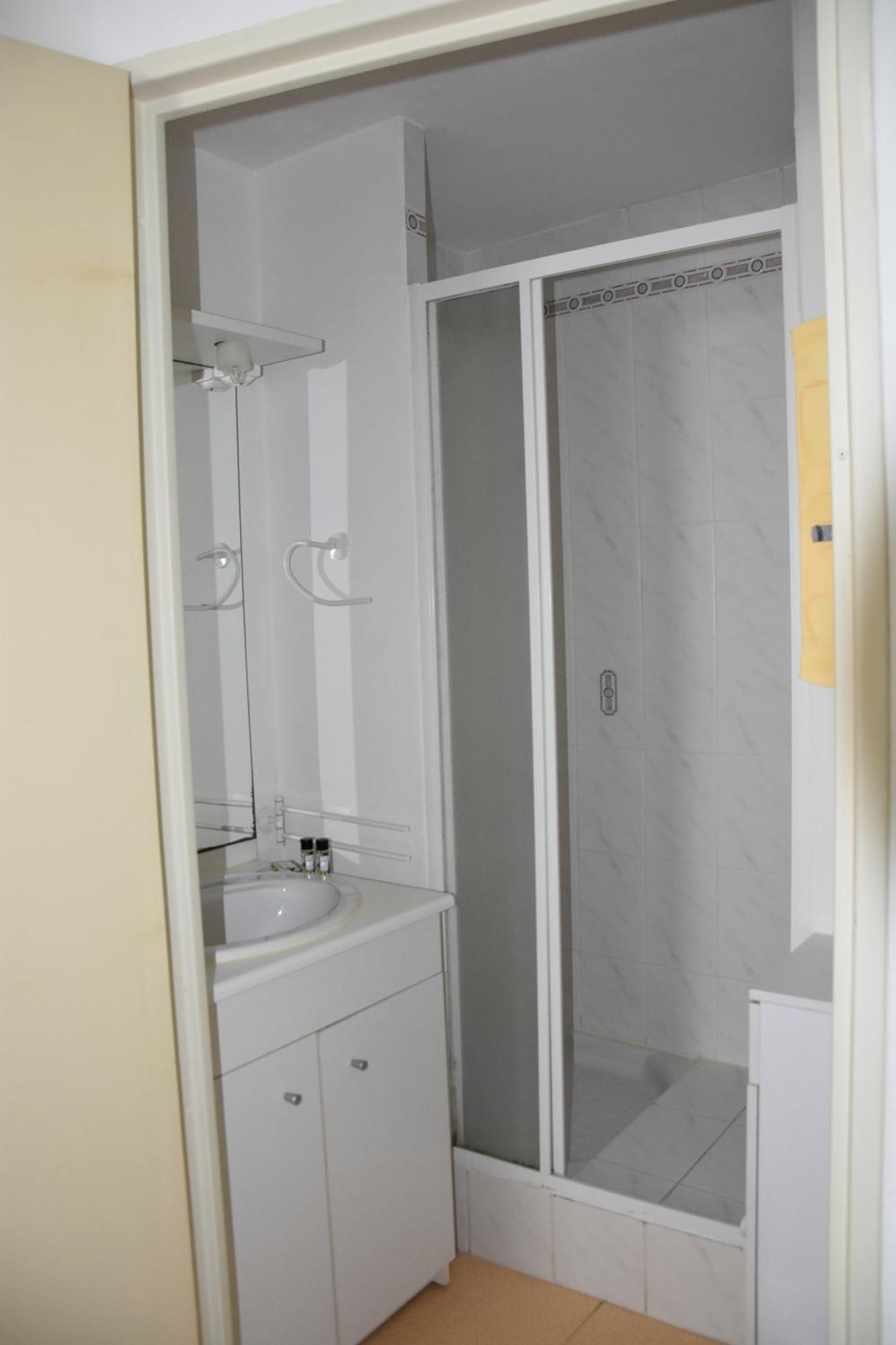 Appartement 1 Chambre, Avec Loggia Et Vue Sur Le Port Olona La Chaume ภายนอก รูปภาพ